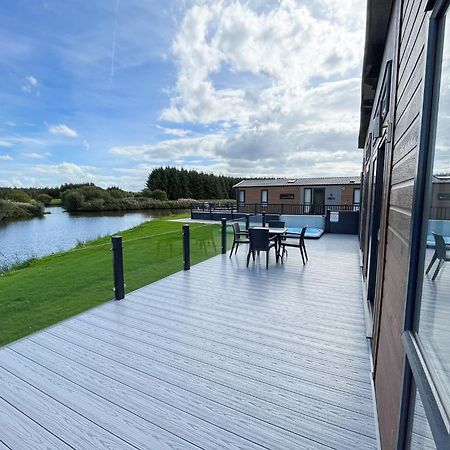 Westlands Country Park Hotell Annan Eksteriør bilde
