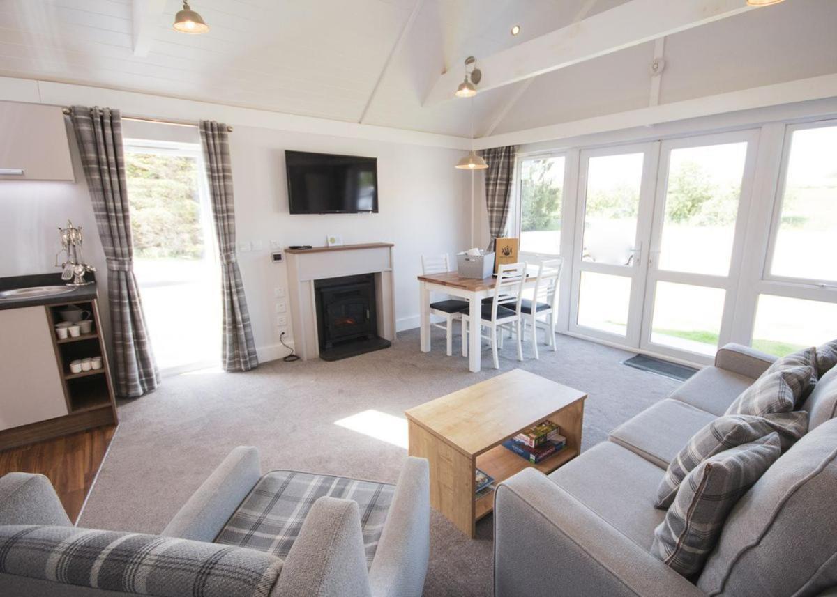 Westlands Country Park Hotell Annan Eksteriør bilde