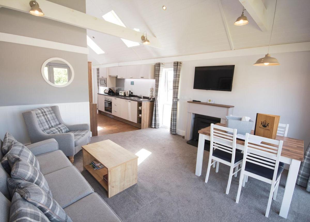 Westlands Country Park Hotell Annan Eksteriør bilde