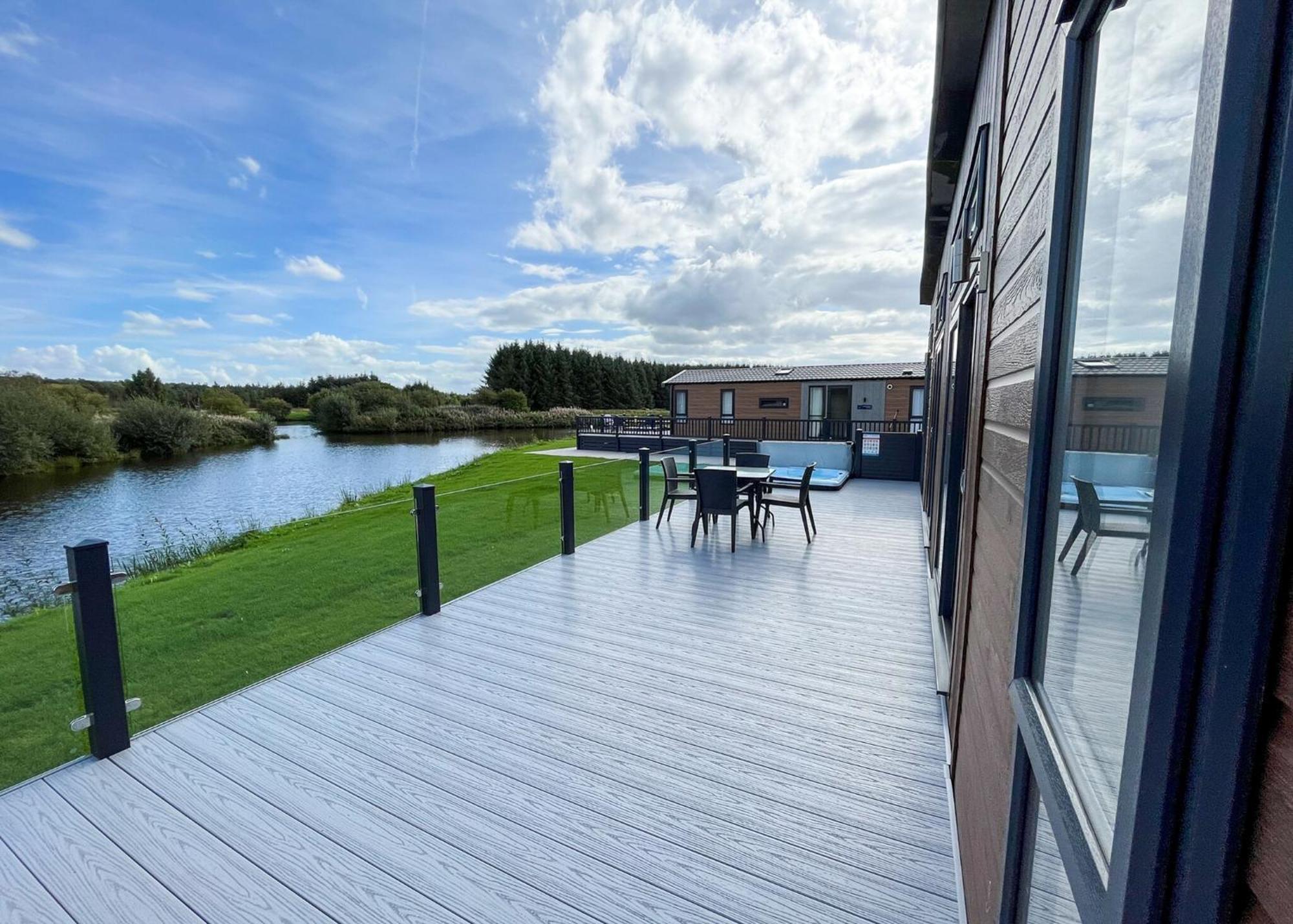 Westlands Country Park Hotell Annan Eksteriør bilde
