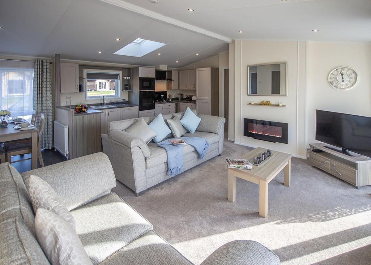 Westlands Country Park Hotell Annan Eksteriør bilde