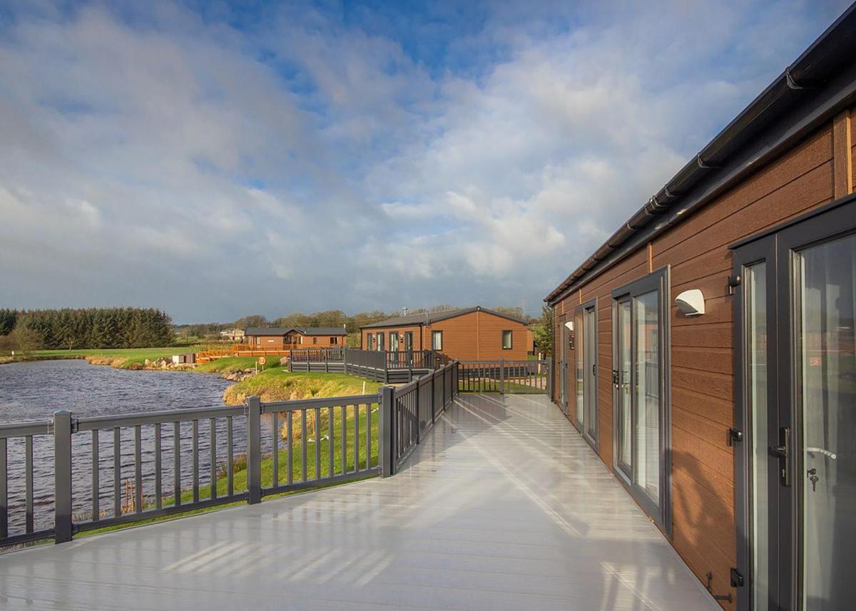 Westlands Country Park Hotell Annan Eksteriør bilde