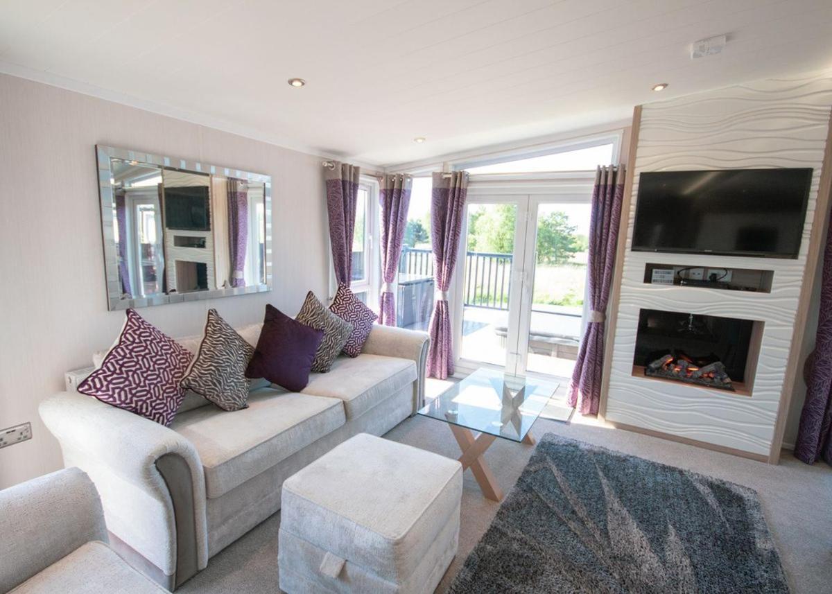Westlands Country Park Hotell Annan Eksteriør bilde