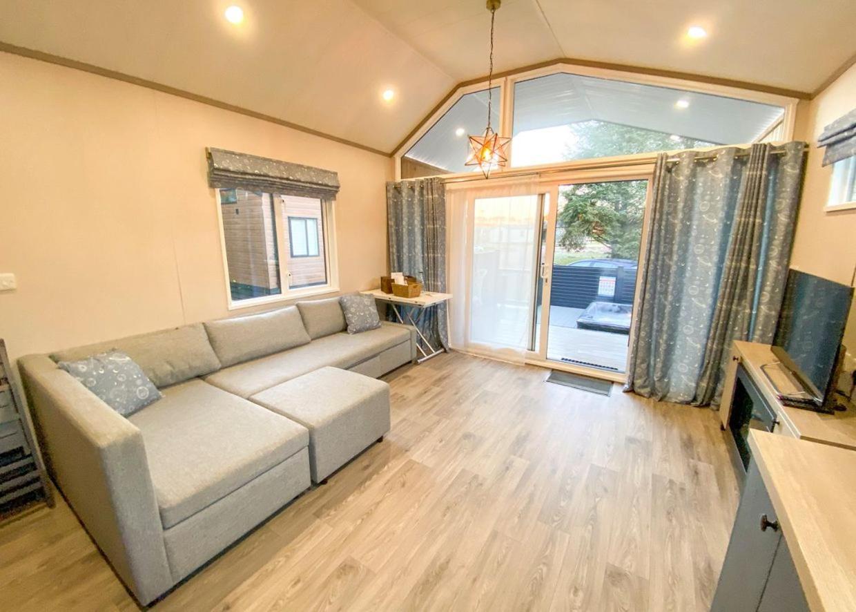 Westlands Country Park Hotell Annan Eksteriør bilde